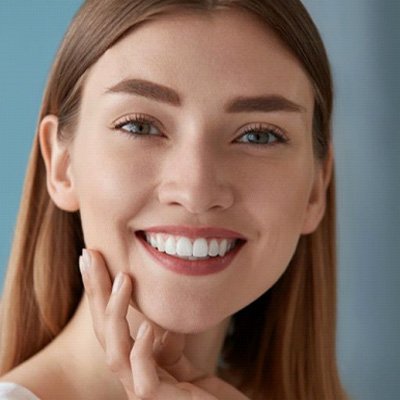 Portrait of smiling woman with perfect teeth